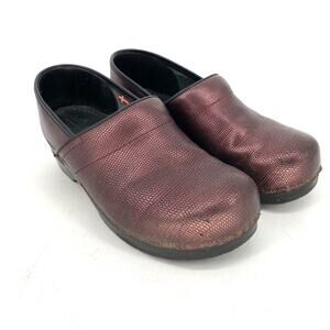 Sanita Classic Clogs Pink Dragon Scale Leather Nursing Shoes EU 40
